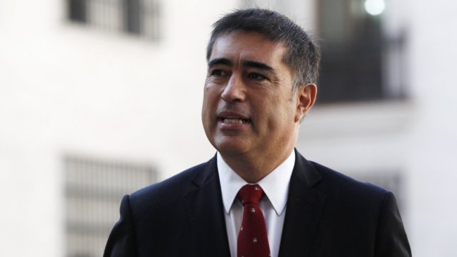 Desbordes reconoció errores comunicacionales y emplazó al contralor a 