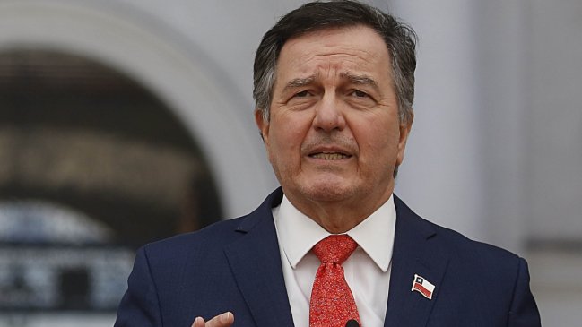 Canciller Ampuero: Embajada en Venezuela puede funcionar sin un embajador