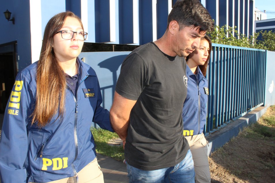 Guardia fue detenido acusado de violar a niña y almacenar video del abuso