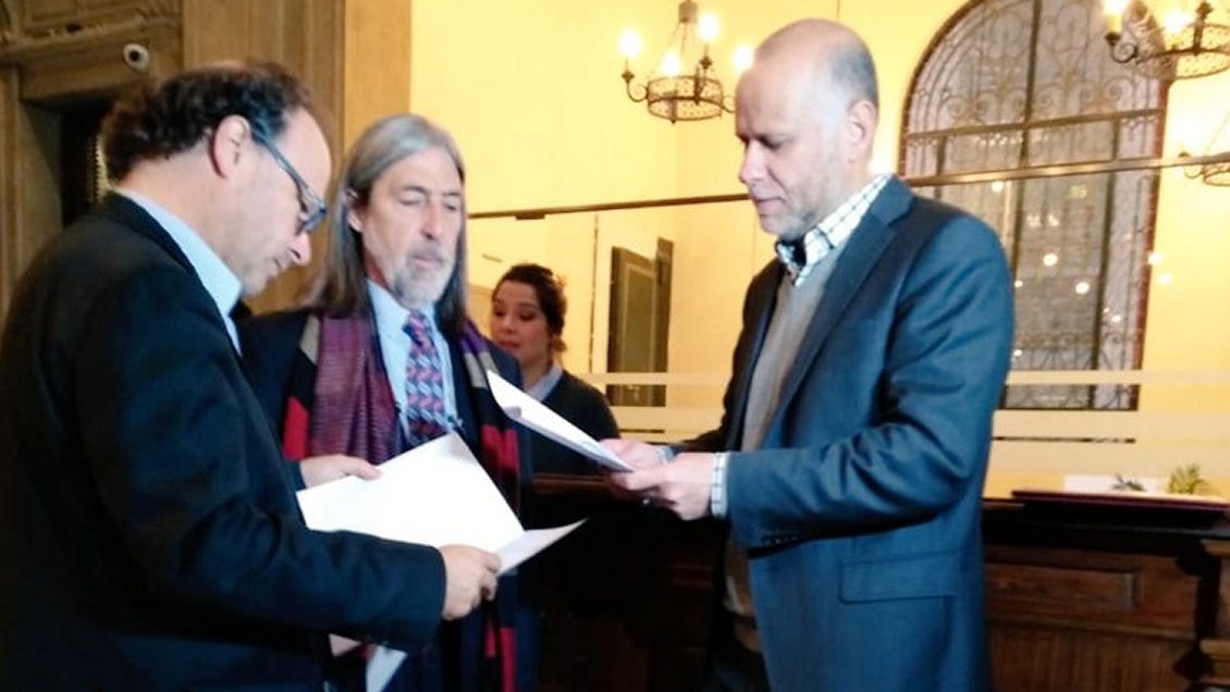 PS solicitó al Tribunal Constitucional que Ley Sernac sea promulgada con sus 