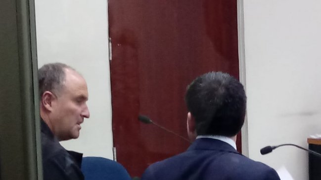 Formalizan a ex futbolista Javier Margas por usurpación de propiedad y daños