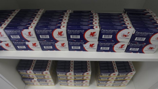 Organizaciones denuncian al Minsal ante la Contraloría por sitio que compara precios de medicamentos