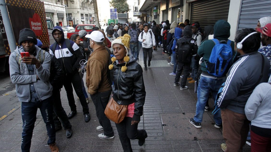 Gobierno ha otorgado 2.131 visas a venezolanos y sólo 2 a haitianos