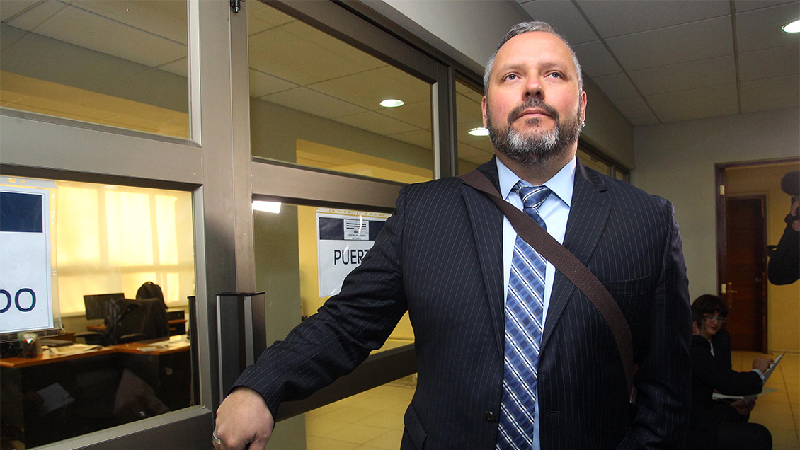 Dávalos se querellará contra ministros, diputados, medios e instó al fiscal Arias a renunciar