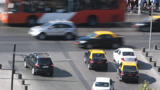 Senado aprobó reducir la velocidad máxima en las ciudades