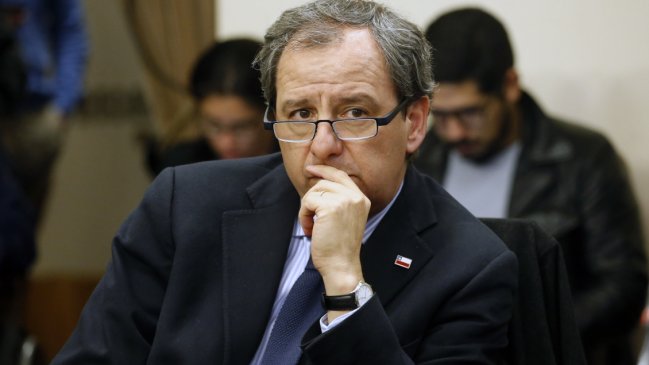 Ministro de Educación: 