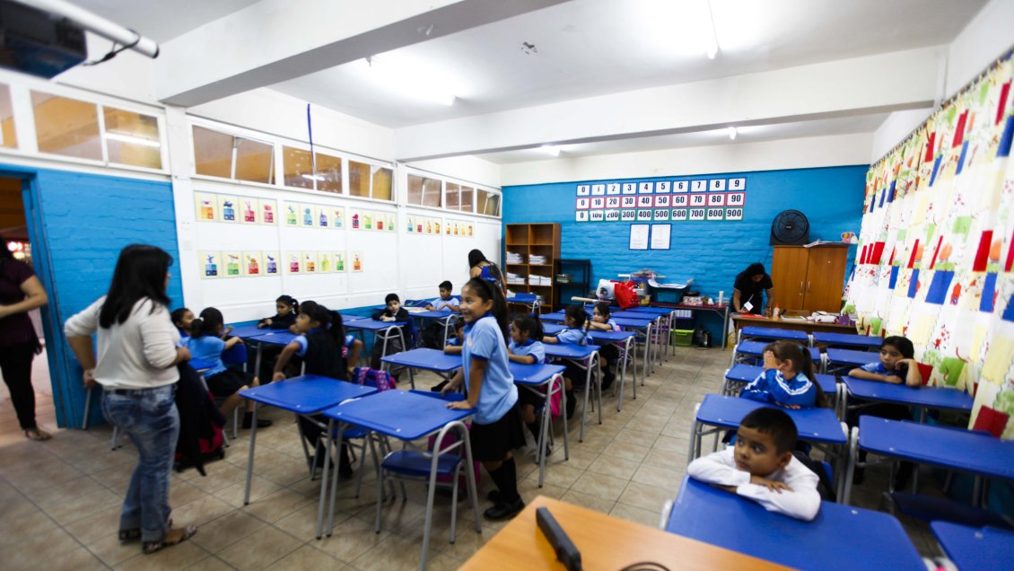 Preocupación en Mineduc por malos resultados de 454 escuelas del país