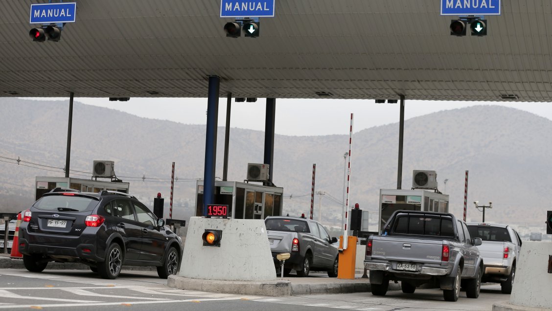 Ministro Fontaine: Telepeajes ahorrarán cuatro millones de horas al año