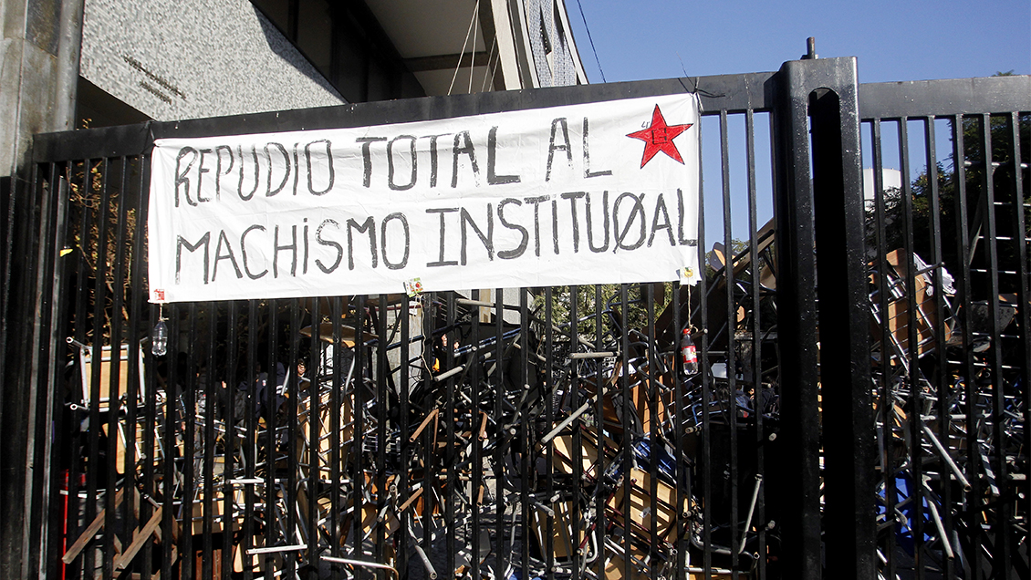 Tras toma, el Instituto Nacional retoma sus clases el martes