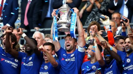 Chelsea amargó el final de temporada de Alexis tras ganarle la FA Cup a Manchester United