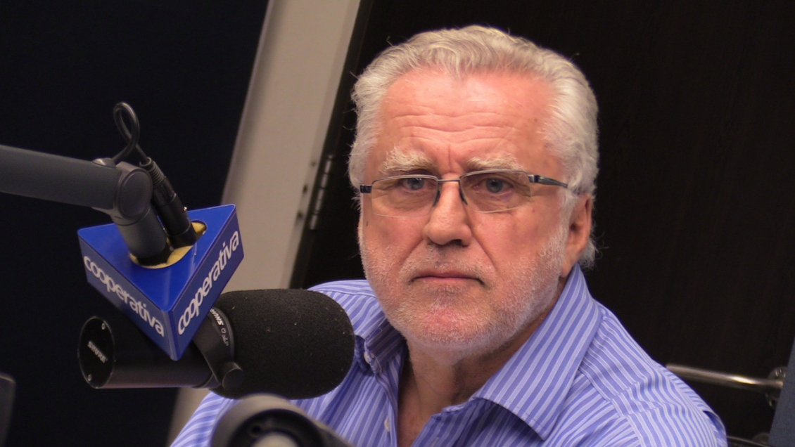 Pacheco respaldó decisión del PS de restarse de mesas de trabajo convocadas por Piñera