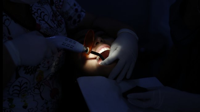 Colegio de Dentistas denunció que megaprestadores inflan precios y ofrecen falsos descuentos