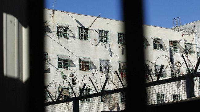 Funcionarios piden vacunación en penales por casos de paperas en reos y gendarmes