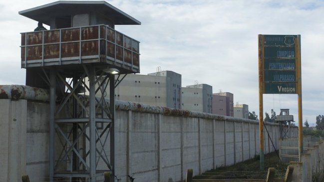 Fiscalía investiga muerte de reo tras pelea en la cárcel de Valparaíso