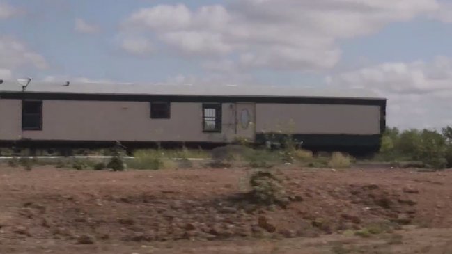 Texas: Hallan 39 indocumentados encerrados en escondite a 45 grados