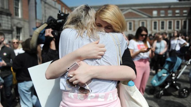 La católica Irlanda se encamina al aborto libre tras amplia victoria en referéndum