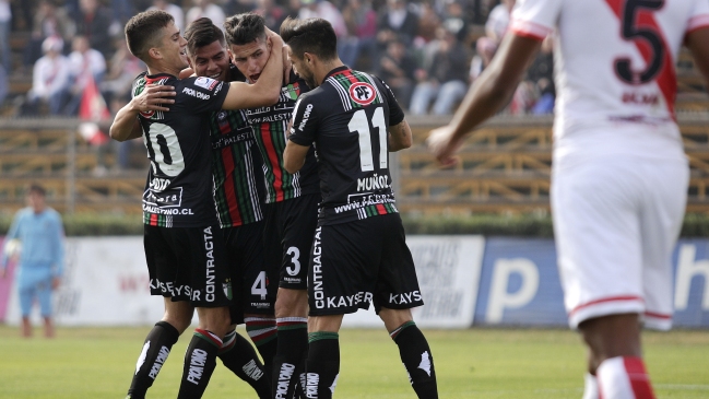 Palestino venció a Curicó Unido en estreno de su nuevo director técnico