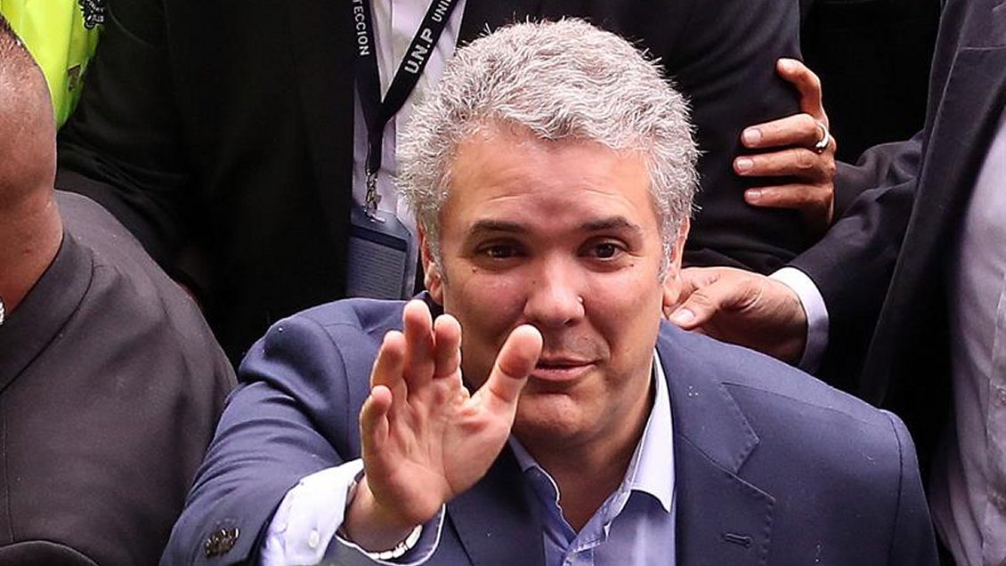 El uribista Iván Duque ganó la primera vuelta presidencial colombiana