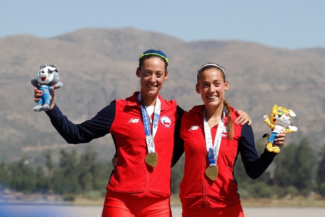 Melita y Antonia Abraham aumentaron su cosecha dorada en Cochabamba