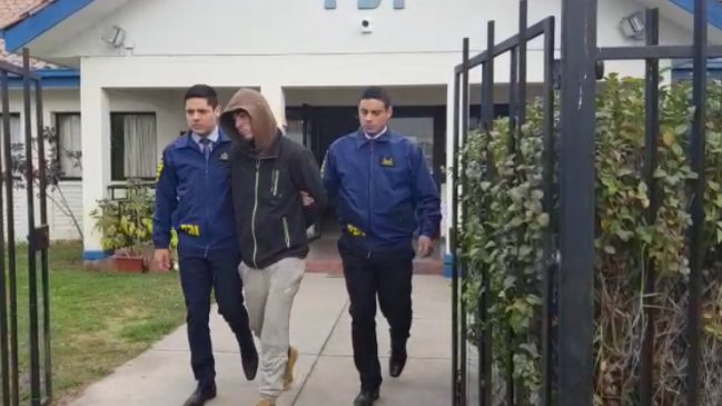 PDI detuvo a pareja acusada de quemar vehículos en Ovalle