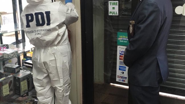 Desconocidos sustrajeron dinero desde caja fuerte de local comercial en Lanco