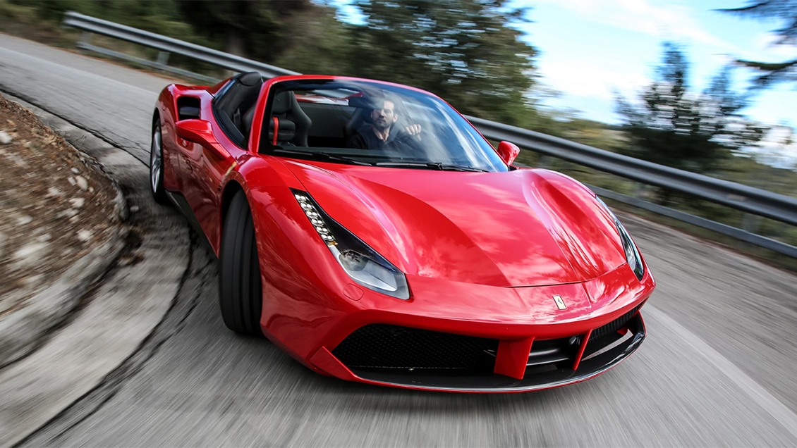 ¿Por qué NO elegir el Ferrari en el concurso que promocionan los famosos?