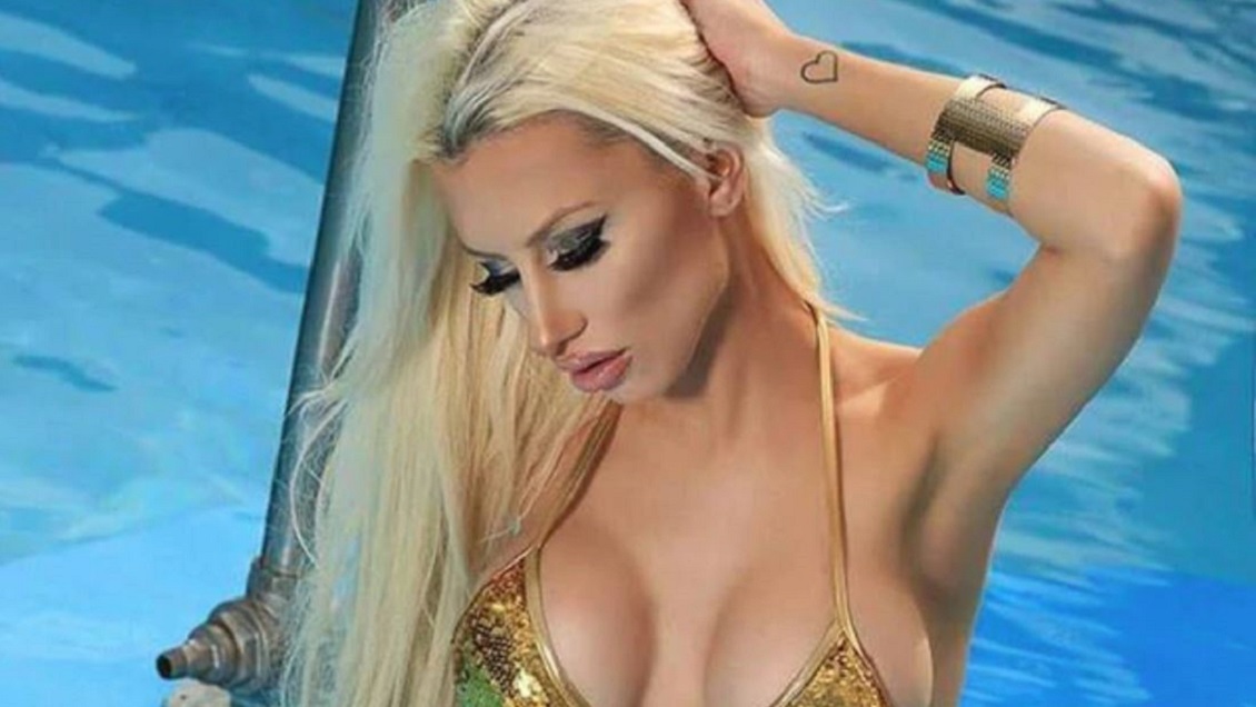 Modelo salvó su vida gracias a una brutal selfie