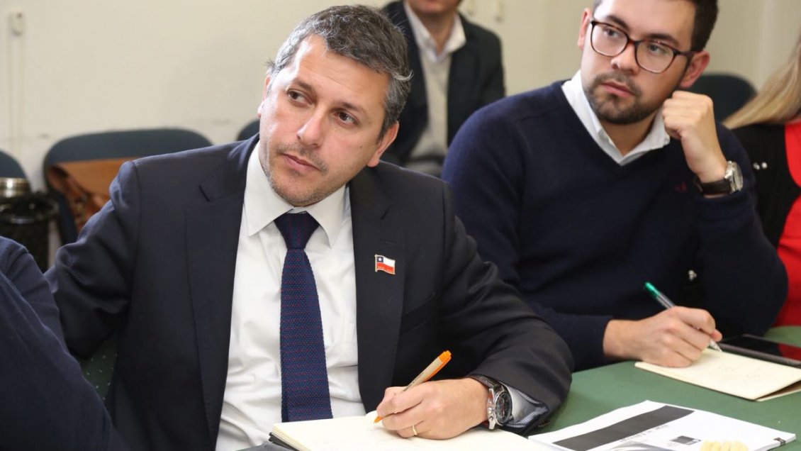 Género y conectividad: Los ejes principales para el intendente de O'Higgins