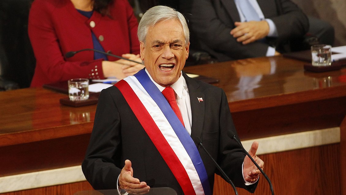 Piñera endurecerá ley de responsabilidad penal juvenil y presentará ley antiportonazos