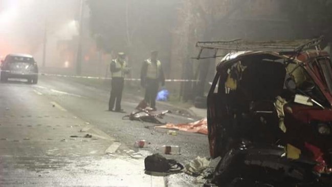 Conductor de furgón falleció tras violenta colisión en Talca