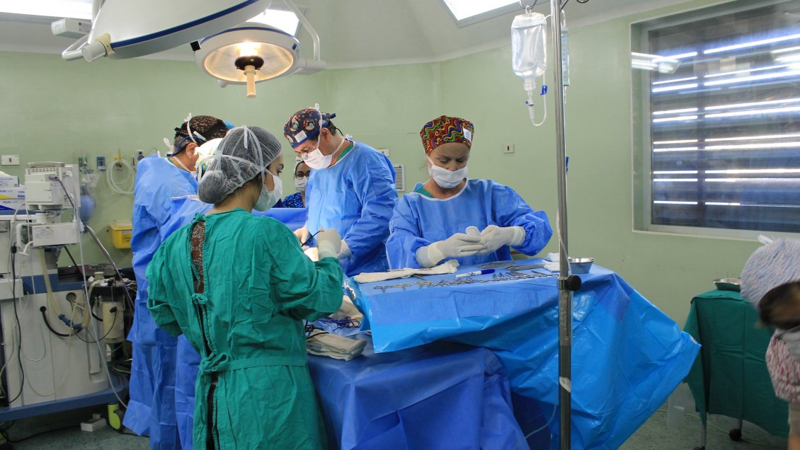 Curanilahue: Niños con malformación urológica fueron beneficiados en operativo quirúrgico