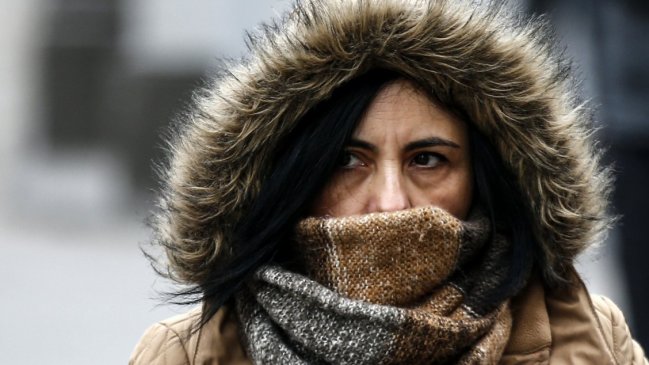 Ministerio de Salud en alerta por bajas temperaturas en la capital