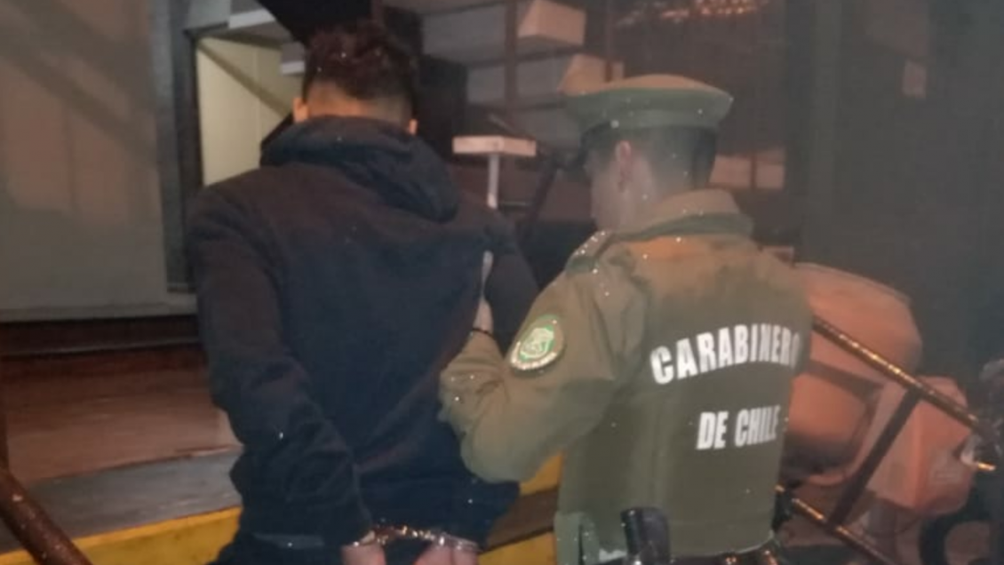 Detienen por robo a menor que cumplía arresto domiciliario nocturno en Antofagasta