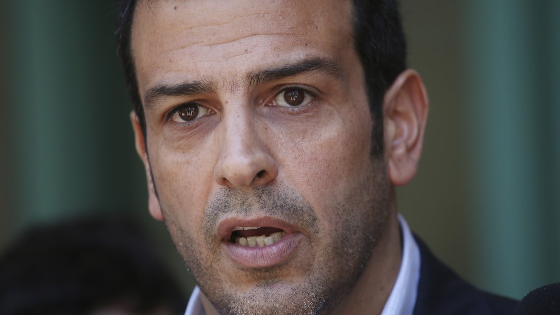 Estación Central anuncia demanda colectiva contra Enel por cortes de luz