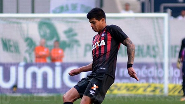 Esteban Pavez asoma como opción en Colo Colo si se concreta salida de Claudio Baeza