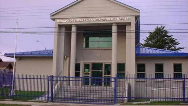 Brutal agresión de una mujer a comunicador de Puerto Natales irá a juicio oral