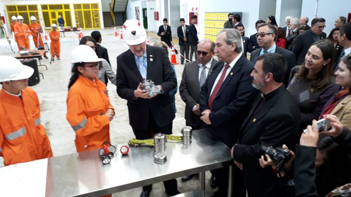 Calama: Ministro Prokurica inauguró nuevas dependencias de Liceo Técnico