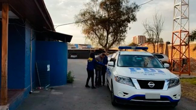 Detectan nuevo método para robar autos: Usan a familias con niños para engañar a los conductores