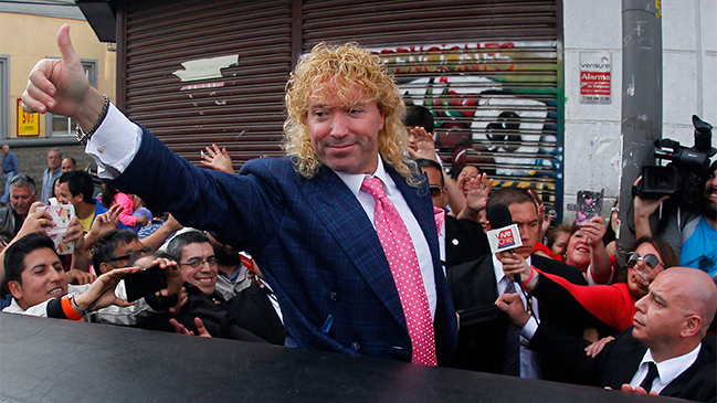 Leonardo Farkas pidió unidad a Arturo Vidal y Claudio Bravo