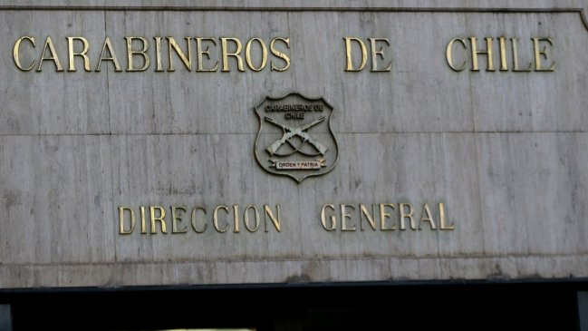 Carabinero fue dado de baja por recibir soborno de 15 mil pesos para no cursar parte