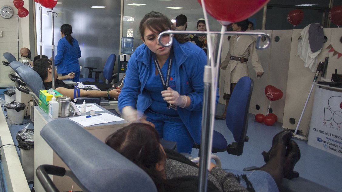 ¿Y si tengo un tatuaje? Mitos y verdades sobre donar sangre