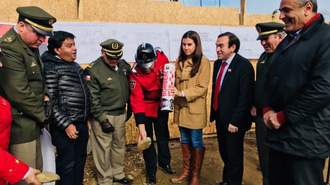 Instalan primera piedra para cuartel de Bomberos en Santa Olga