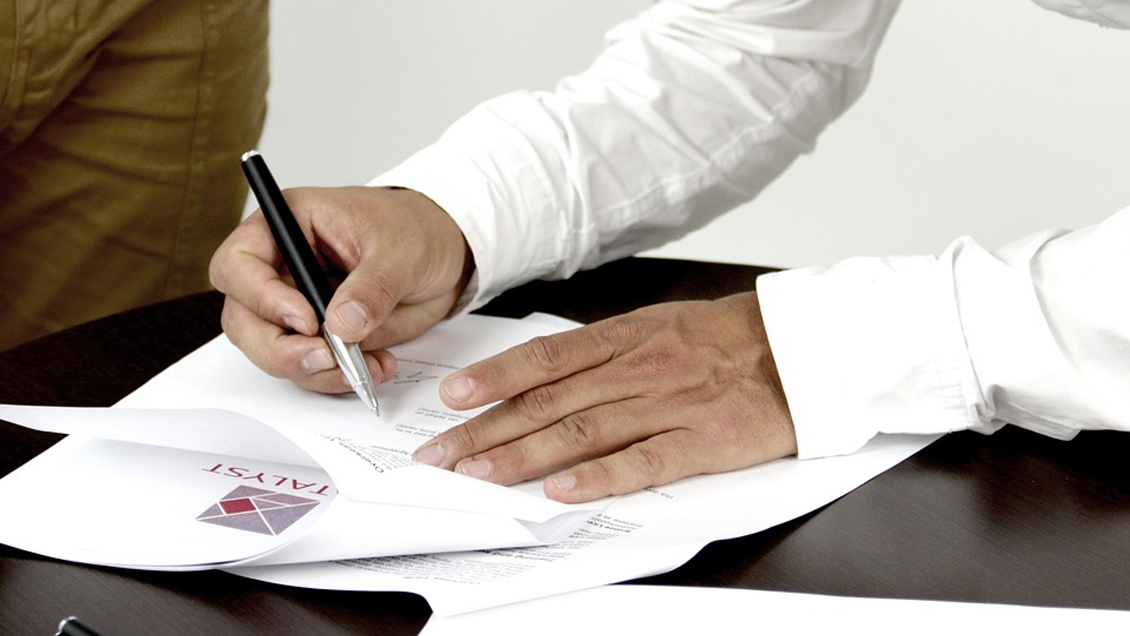 PDI capturó a banda acusada de suplantar clientes bancarios y cobrar millonarios cheques