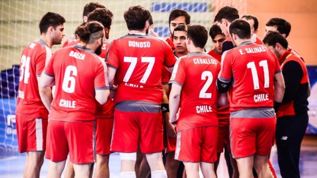 Chile enfrenta a Puerto Rico en el Panamericano de balonmano masculino en Groenlandia