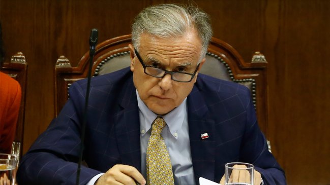 Colegio de Dentistas pidió a Santelices sumarse a denuncias contra grandes prestadores de salud