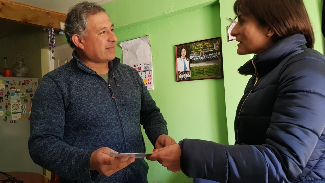 El mejor regalo del día del padre en Ñuble: Casa y propia y pensión de gracia para Súper Papá