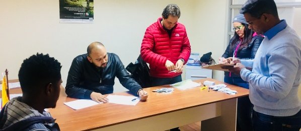 Baja participación marcó votación de colombianos en Antofagasta