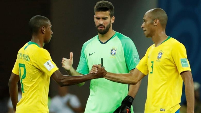 Chilenos están poco interesados en Mundial, pero tienen a Brasil como favorito