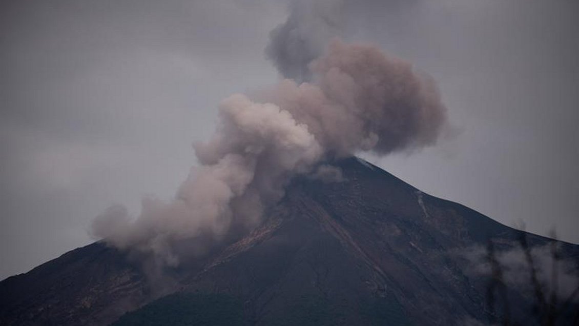 Guatemala declarará inhabitables a cuatro comunidades aledañas al Volcán de Fuego