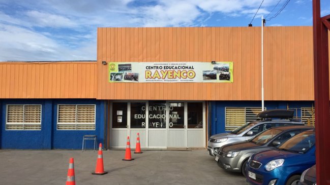 Sancionan a inspector de colegio que castigó a estudiante dejándolo a la intemperie en Romeral